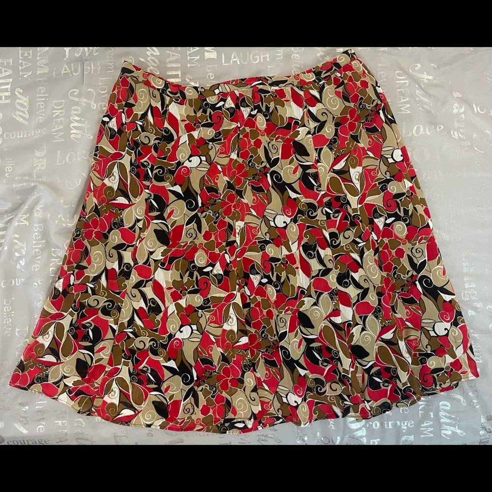 George Skirt - Picture 2 of 4